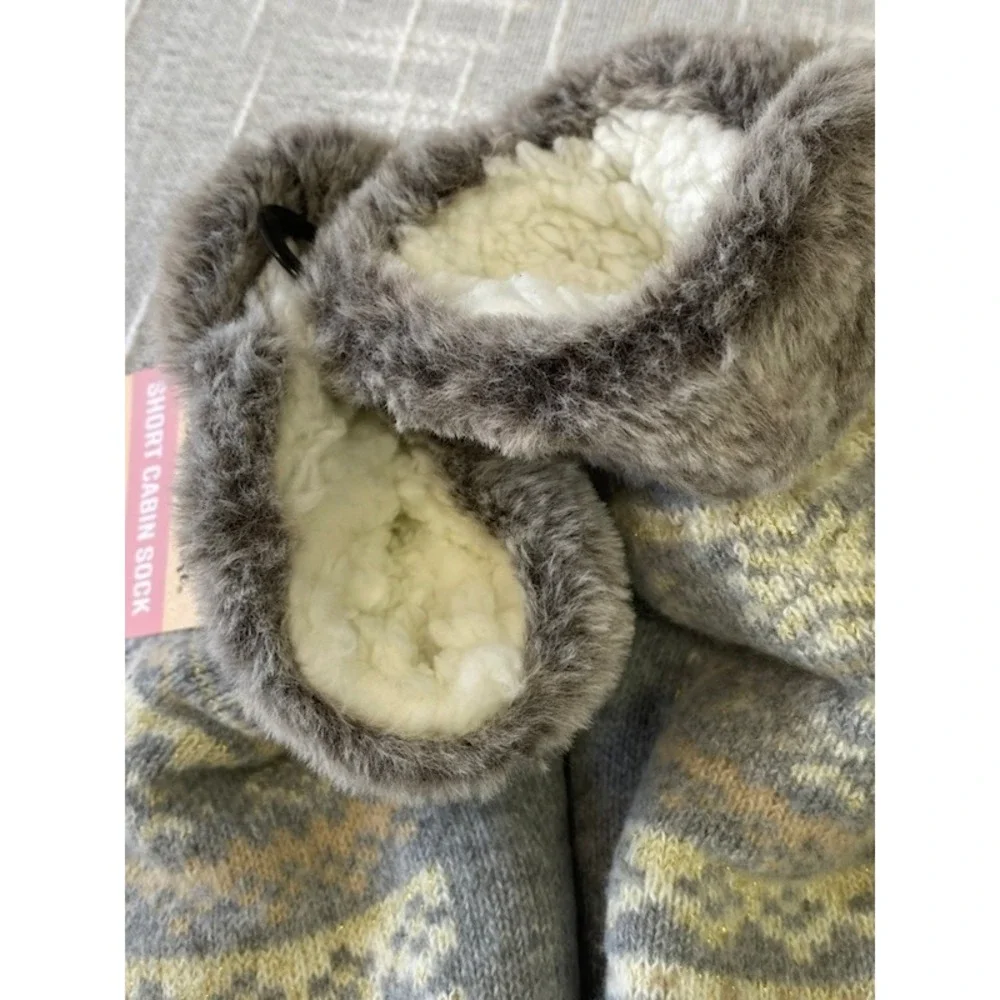 Muk Luks Cabin Socks Womens Fleece Lined‎ Cozy Slipper Socks Gray NWT
